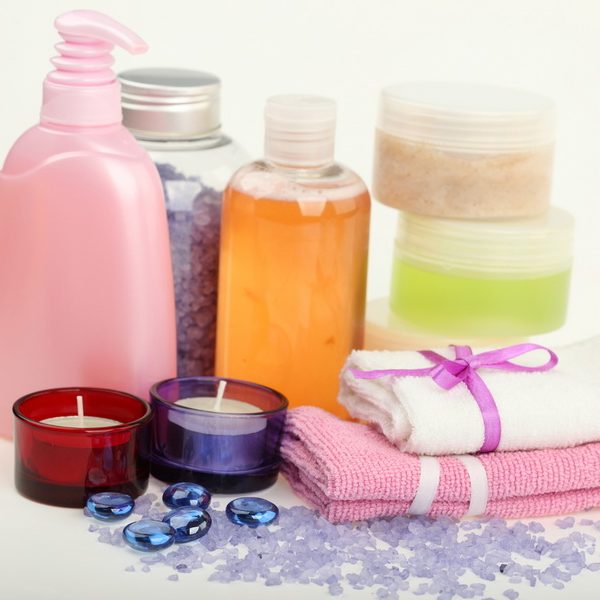 Red Clay & Rosehip Brightening Mask